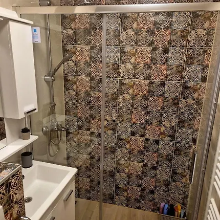 N-condo In